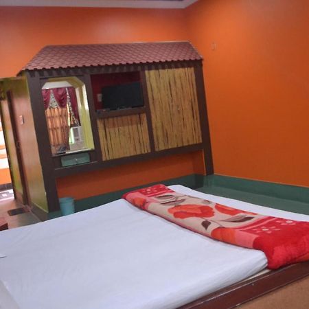 Hotel Golden Palace Kendrapara מראה חיצוני תמונה